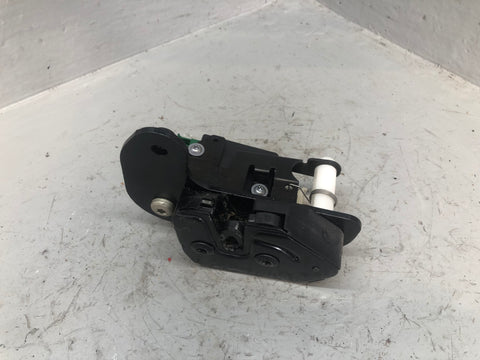 Discovery 4 Tailgate Actuator Lower Latch Off Side Land Rover 2009 to 2014