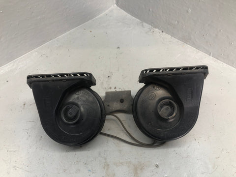 Jaguar XF Horns Pair Of Hi and Low X250 2007 to 2014
