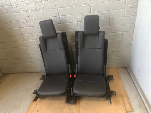 Discovery 4 Seats Rear 3rd Third Row in Black Land Rover 2009 to 2016 L10076