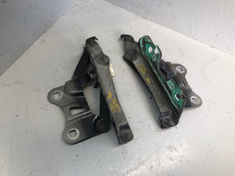 Range Rover L405 Bonnet Hinges Pair Of in Black 2013 to 2017