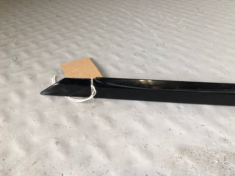 Range Rover Sport Window Weather Strip External Near Side Front Black L494