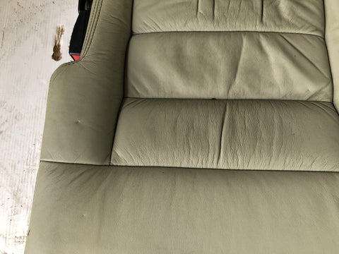 Discovery 4 Seats Rear 2nd Second Row in Almond Land Rover 2009 to 2016 J26086