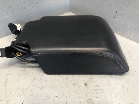 Discovery 4 Armrest Centre Console Black Leather Land Rover 2009 to 2016 D27056