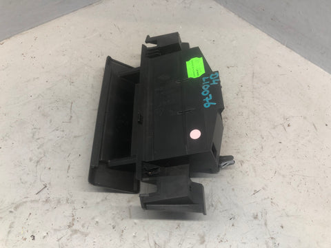 Discovery 4 Ashtray Front Land Rover AH22-048A02-AB 2009 to 2016 L10076