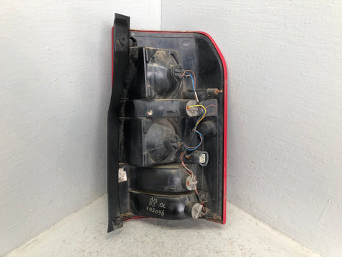 Discovery 3 Tail Light Cluster Near Side Rear XFB000573 2004 to 2009 L03096