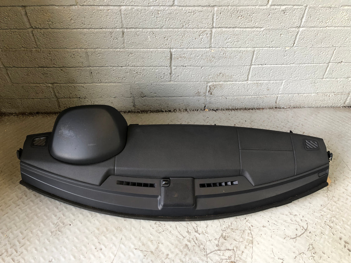 Discovery 4 Dashboard Black Sat Nav Land Rover 2009 to 2016 J26086
