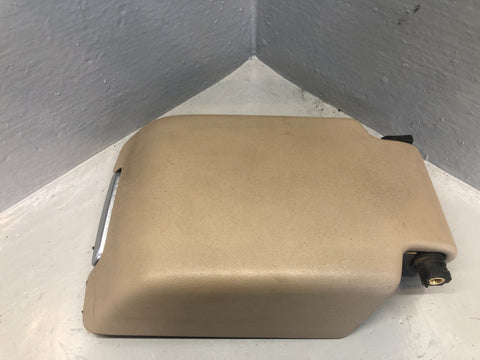 Discovery 4 Armrest Centre Console Almond Leather Land Rover 2009 to 2016 K18066