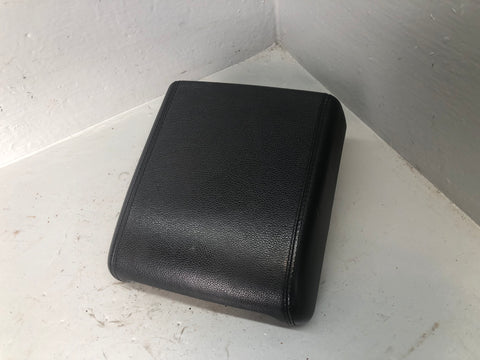 Discovery Sport Centre Console Lid in Black L550 Land Rover 2014 to 2019 L15066