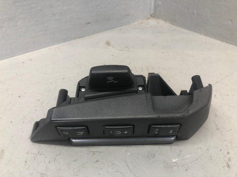 Range Rover Sport Steering Wheel Cruise Controls XPD500611WVH 2005 to 2009