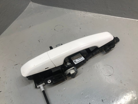 Range Rover Evoque Door Handle Exterior Off Side Front Fuji White L538