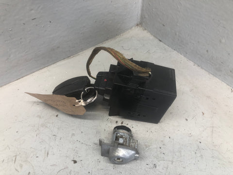 Freelander 2 Ignition Barrel with 2 Key Door Lock Land Rover 2006 to 2015 J07076