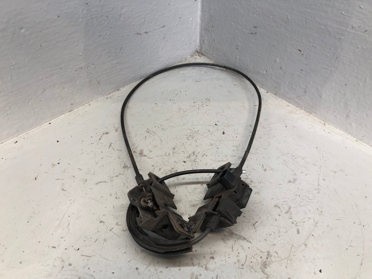 Range Rover Sport Bonnet Release Cable and Catches L494 2013 to 2022