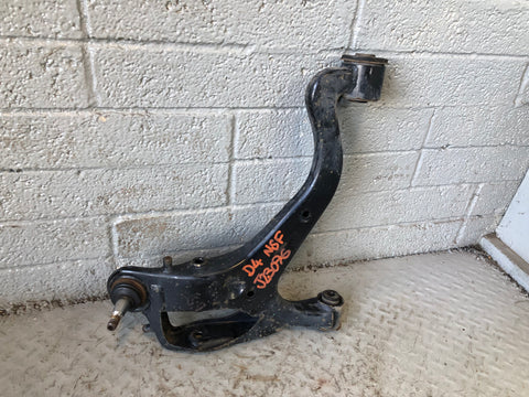 Discovery 4 Control Arm Front Lower Suspension Near Side 2009 to 2014 J23096