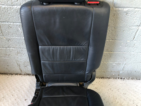 Discovery 3 Seats Rear Middle Row in Soft Black Leather Land Rover 2004 to 2009