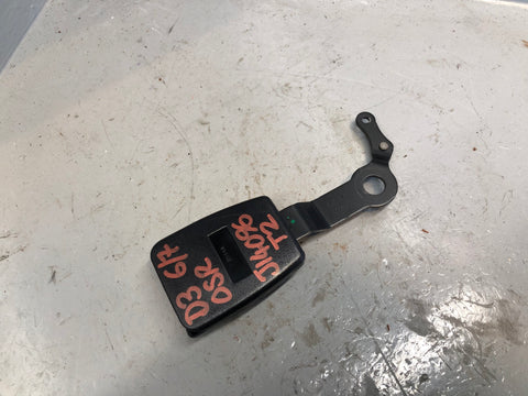Discovery 3 Seat Belt Buckle Clasp 3rd Row Off Side Rear Type 2 2004 to 2006