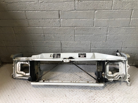 Discovery 2 Slam Front Panel Zambesi Silver Land Rover 2002 to 2004 L14106