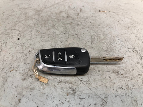 Range Rover L322 Ignition Barrel with Key Lock Set 3.6 TDV8 2006 to 2009 D26086
