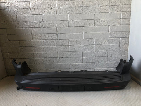 Discovery 3 Rear Bumper with Reflectors Parking Sensors Land Rover K02066