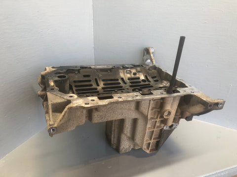 Discovery 4 Oil Sump Upper Tray 3.0 TDV6 Land Rover 2014 to 2016 Gen 2