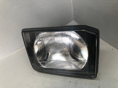 Discovery 2 Headlight Off Side Pre-Facelift XBC105120 Land Rover L20076