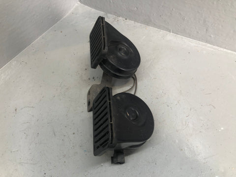 Jaguar XF Horns Pair Of Hi and Low X250 2007 to 2014