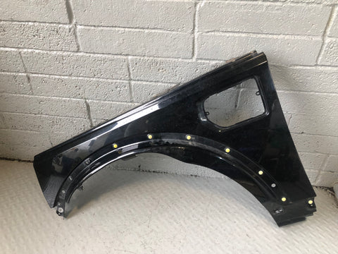 Discovery 4 Front Wing Near Side Santorini Black LRC 820 2009 to 2016 D27056
