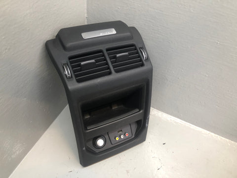 Range Rover Evoque Centre Console Rear Panel with AV Ports and Air Vents L538