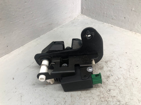 Discovery 4 Tailgate Actuator Lower Latch Off Side Land Rover 2009 to 2014