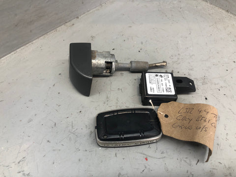 Range Rover L322 Key Remote and Blade with Door Lock Keyless 2009 to 2013 L29076