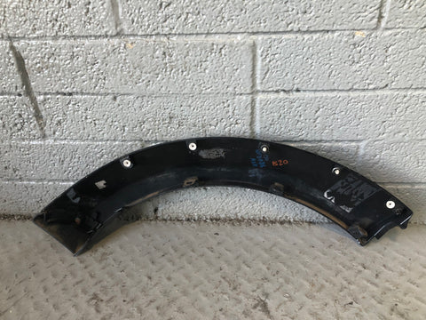 Discovery 4 Wheel Arch Trim Rear Quarter Left Santorini Black Land Rover D13086