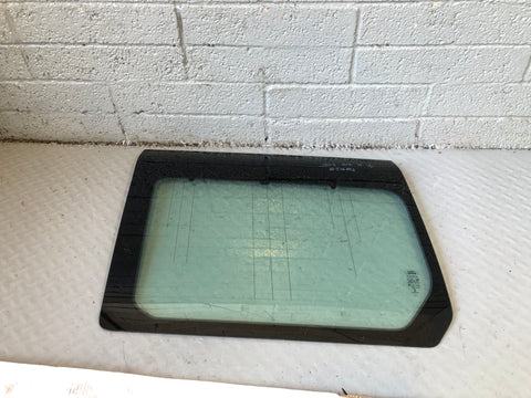 Discovery 3 Window Glass Quarter Near Side Rear Land Rover 2004 to 2009 Clear