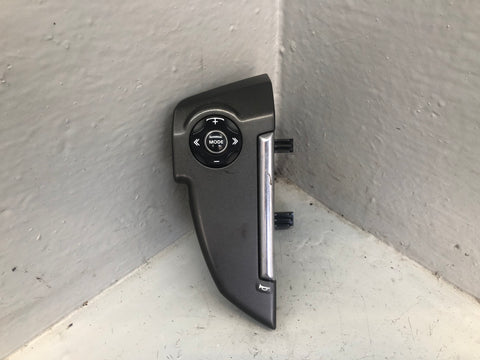 Discovery 4 Steering Wheel Menu Control CH22-13D767-AA Land Rover