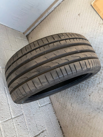 Churchill Part Worn Tyre 275/40ZR20 6mm Tread 275 40 20 D17066C