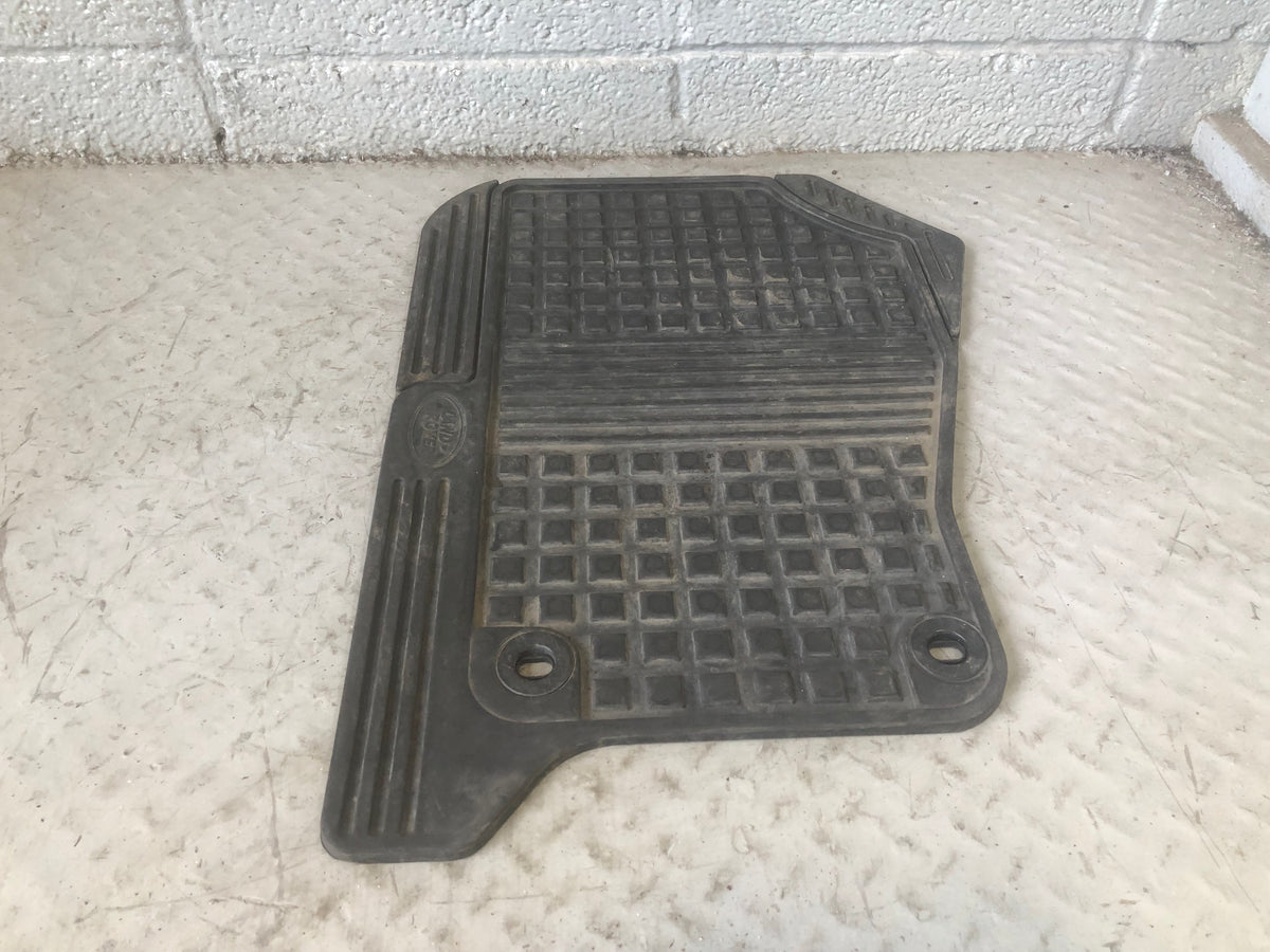 Discovery 3 4 Floor Mat Passenger Rubber Heavy Duty Land Rover Front Left K18066