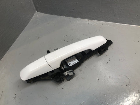 Range Rover Evoque Door Handle Exterior Near Side Front Fuji White L538