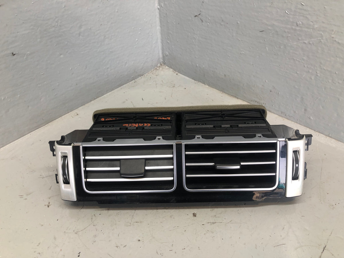 Range Rover L405 Dashboard Air Vents Centre CK52-01820-A 2013 to 2017