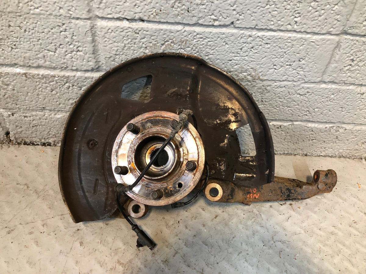 Discovery 4 Hub Near Side Front with ABS Sensor Land Rover 2009 to 2016 L12016