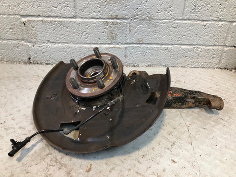 Discovery 4 Hub Off Side Front with ABS Sensor Land Rover 2009 to 2016 L120112