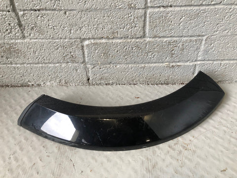 Discovery 4 Arch Trim Near Side Rear Quarter Santorini Black 2009 to 2016