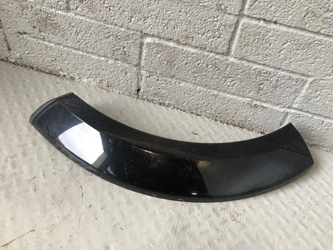 Discovery 4 Arch Trim Near Side Rear Quarter Santorini Black 2009 to 2016