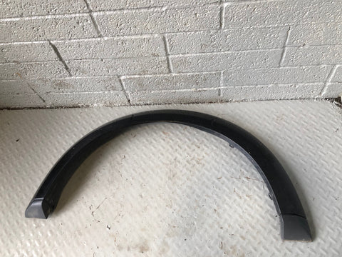 Discovery 4 Wheel Arch Trim Front Near Side Santorini Black Land Rover