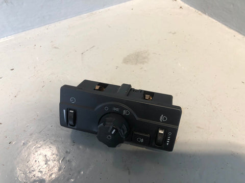 Freelander 2 Headlight Switch HSE 6G9N-13A024-JE Land Rover 2006 to 2011