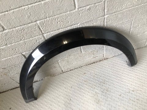 Discovery 4 Wheel Arch Trim Front Off Side Santorini Black Land Rover