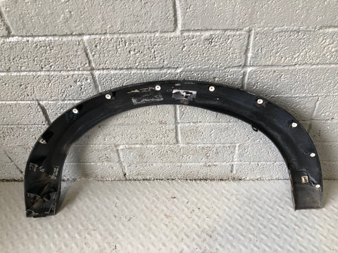 Discovery 4 Wheel Arch Trim Front Off Side Santorini Black Land Rover