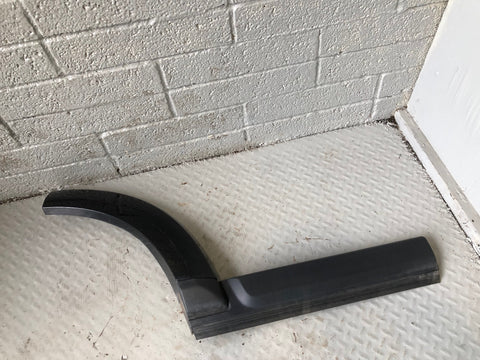 Discovery 4 Door Wheel Arch Trim Off Side Rear Santorini Black Land Rover