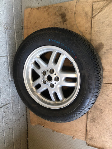 Range Rover L322 Alloy Wheel and Tyre 18" Single 255/60R18 R17075SP