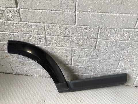 Discovery 4 Door Wheel Arch Trim Off Side Rear Santorini Black Land Rover