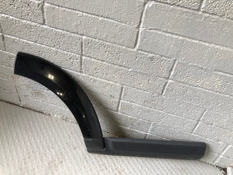 Discovery 4 Door Wheel Arch Trim Off Side Rear Santorini Black Land Rover