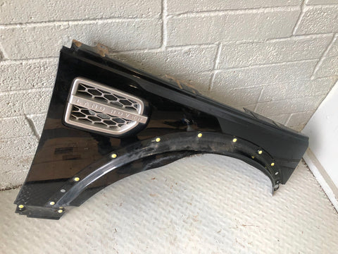 Discovery 4 Front Wing Off Side Santorini Black LRC 820 2009 to 2016 K30075