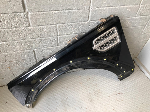 Discovery 4 Front Wing Near Side Santorini Black LRC 820 2009 to 2016 K30075
